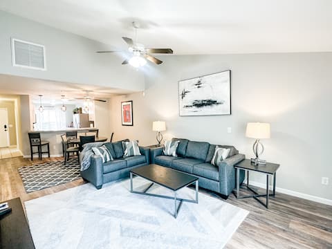 Top performing Airbnb: Excellent Augusta Location! Close to everything! in Martinez