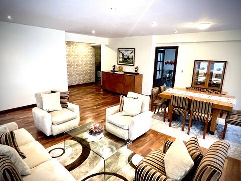 Beautiful, spacious and modern!
