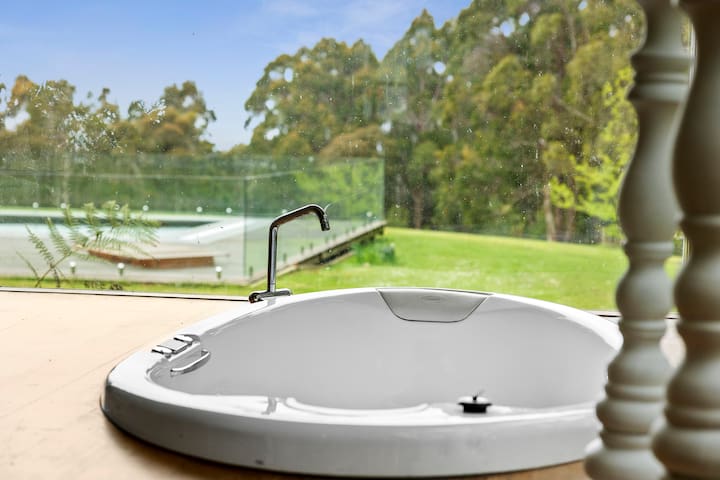 Runnymede Farm gallery image 4