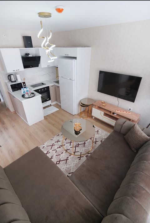 Top performing Airbnb: Two Bedroom King Deluxe Suite IS9 in Esenyurt
