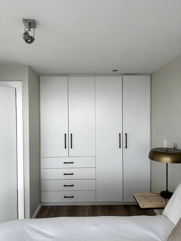 Panoramic views of Green point. gallery image 4