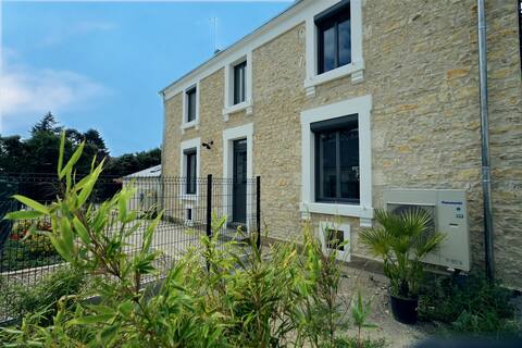 Grand Talleyrand -Gite de charme 14 p 8 Ch