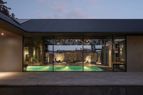 Four seasons hot water pool villa_
Jadan Yeonwon