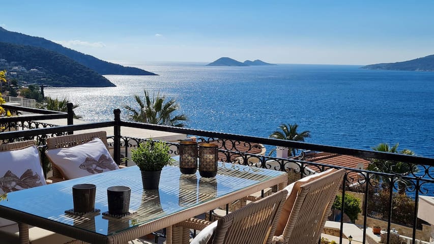 Lale Homes Rentals managed Airbnb listing 3