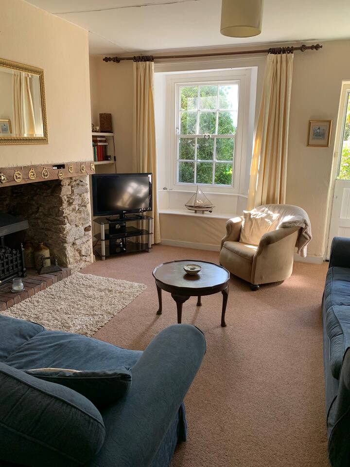Beautiful Devon Cottage Beaches 15 minutes Away Houses for Rent in