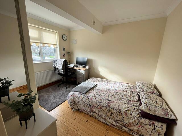 Large House, 4 bedrooms in Dublin gallery image 4