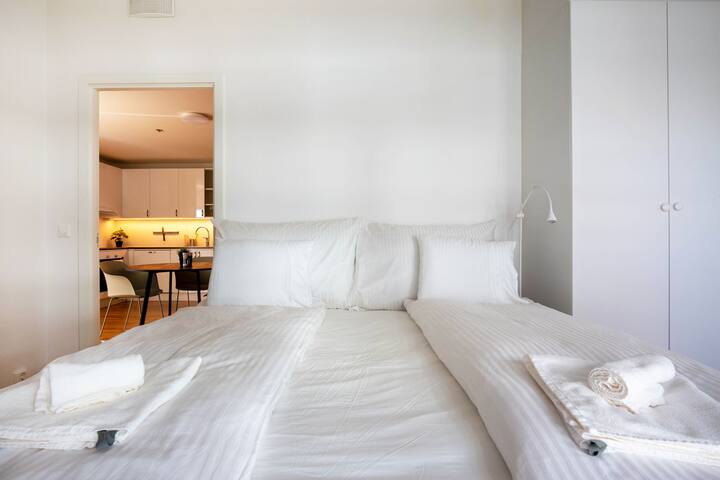 Central apartment by the sea gallery image 5