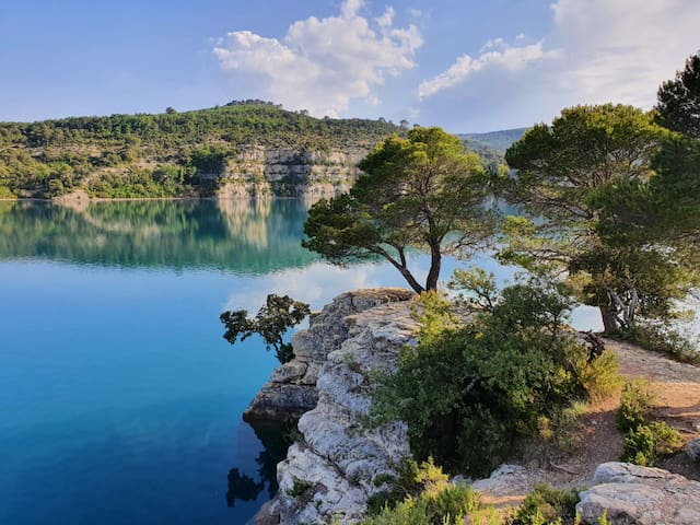 Entire home with 5 bedrooms in Lac de Sainte-Croix - Villa Léonie Esparron de Verdon