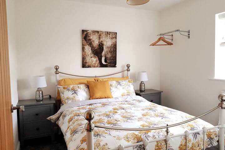 Bedroom 2-with double bed.