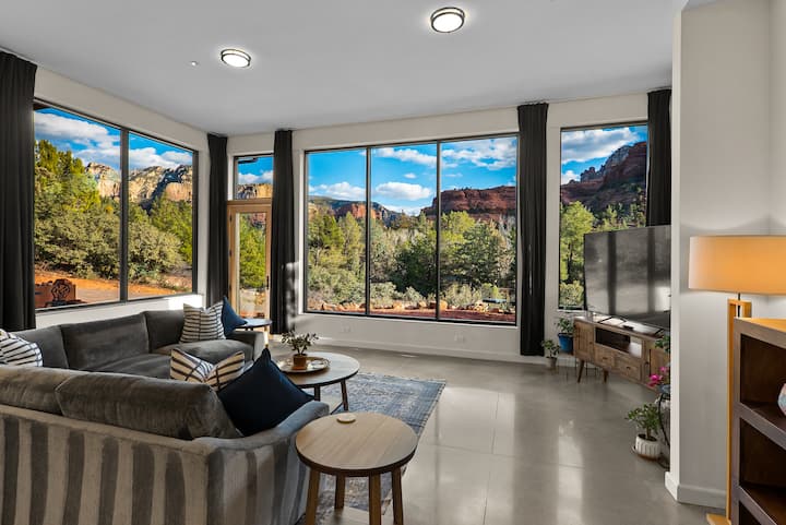 Eco Views In The Red Rocks - Sedona, AZ