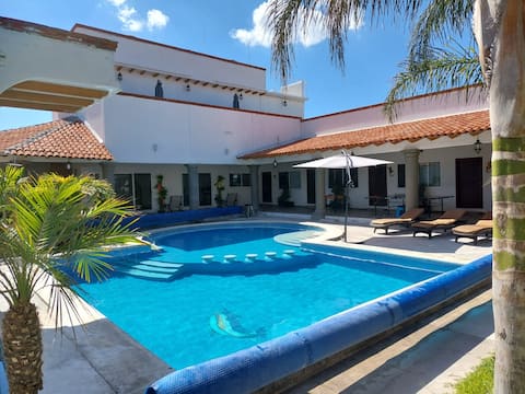 Magnificent Quinta "San Miguel" in Xochitepec, Mor