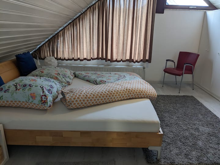 Doppelbett 180 x 200