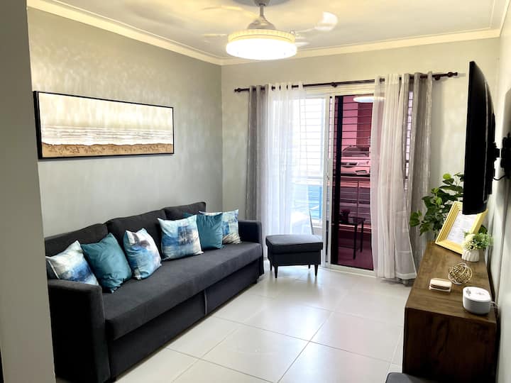 Sala: con un sofá cama (tamaño completo) y TV inteligente con wifi