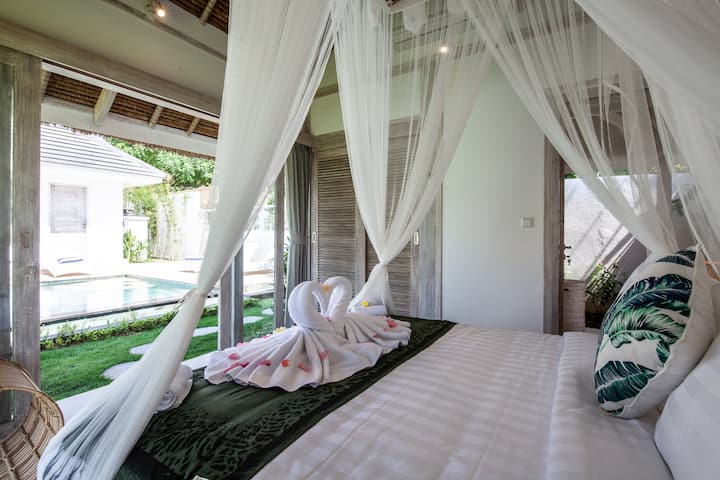 บังกะโลในห้องนอนที่ 5  
