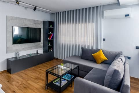 Modern Central Apt in Rabat w/Parking- Tourist Hub
