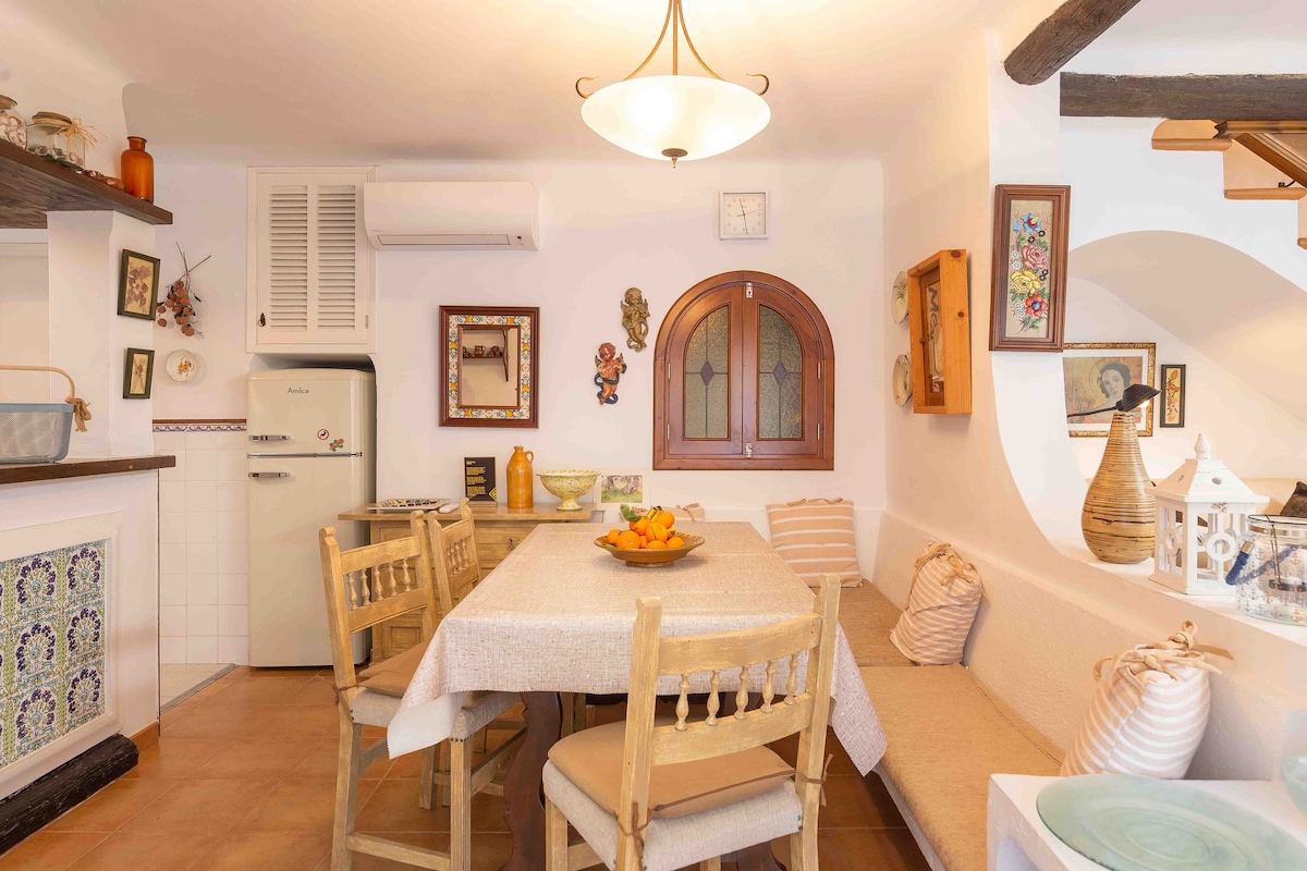 Top performing Airbnb: Duna - Chalet next to the beach in Playas de Muro. in Muro