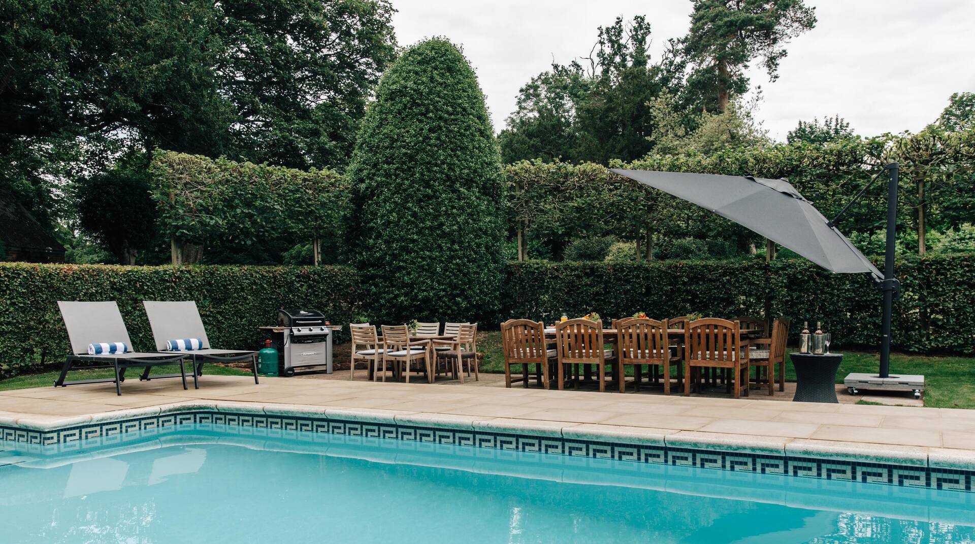 The Old Rectory Maidford – Country House with Heated Pool, Sleeps 12 — photo 3