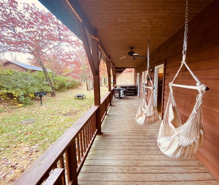 The Retreat at Rock Ridge Cabins for Rent in Pipestem, West Virginia