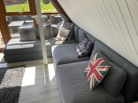 Top Airbnb: Stylish coastal chalet, Kingsdown, Nr Deal in Ringwould With Kingsdown