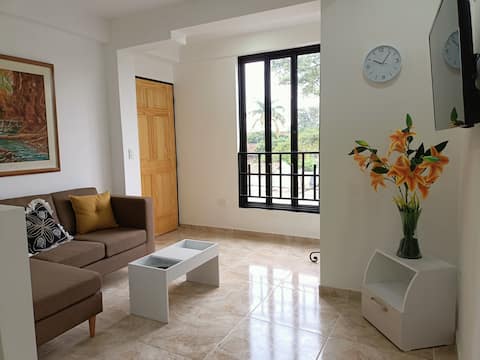 Popular Airbnb listing: Nice, comfortable 3B apartment - El Lido Lodging in El Lido