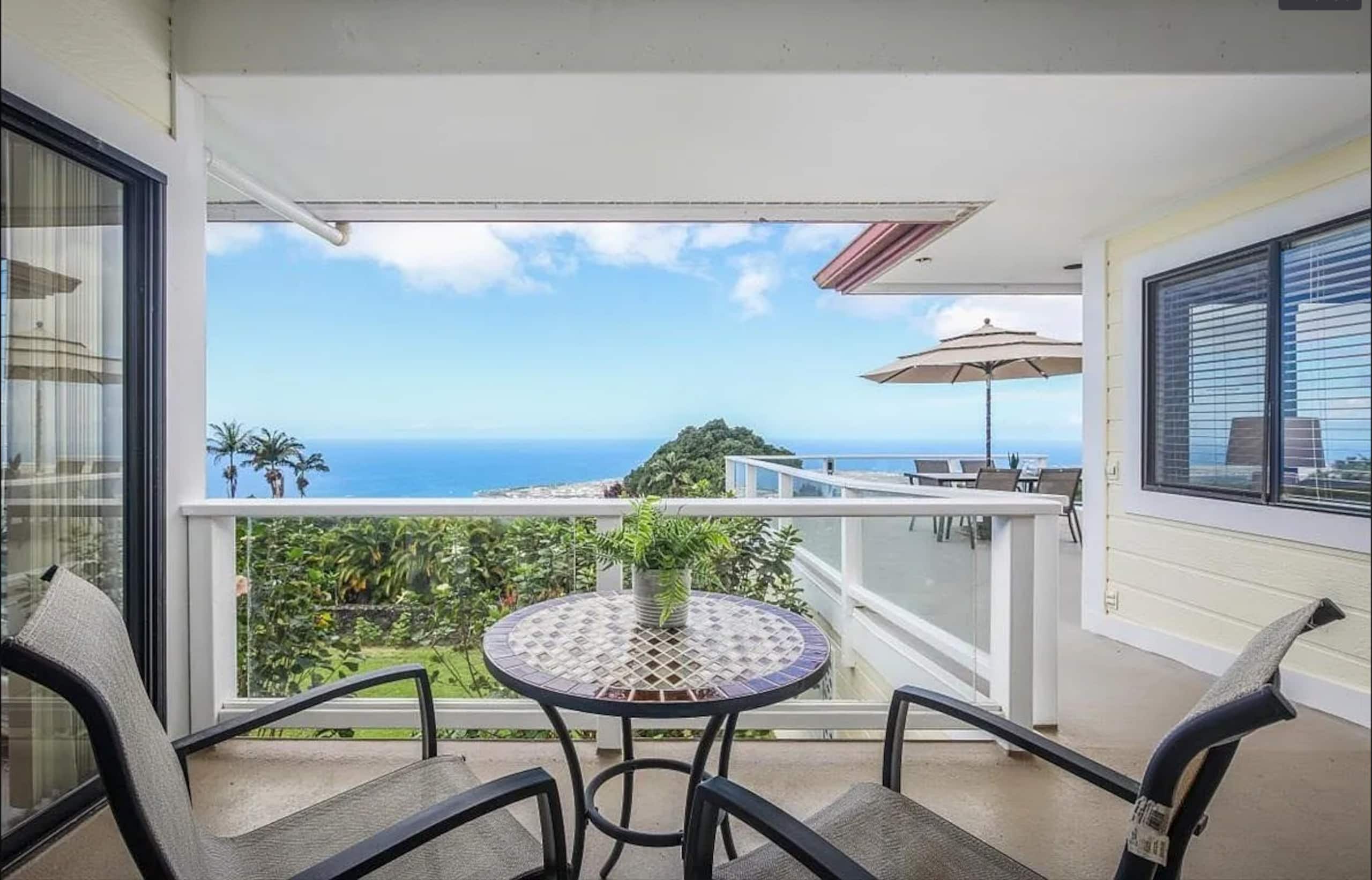 Home in Holualoa · ★4.84 · 2 bedrooms · 5 beds · 2 private baths - Image 18