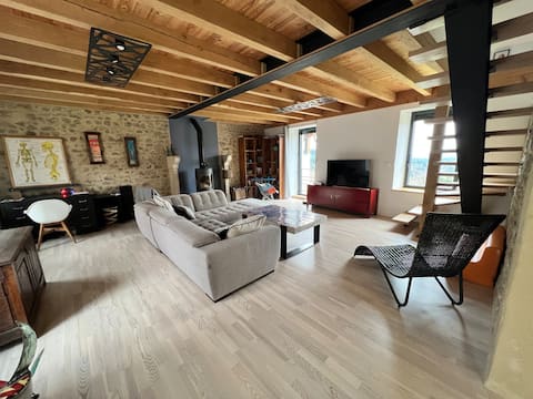 Large cozy house with views