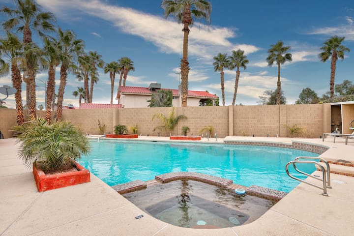 Charming Vegas House | Minutes From The Strip!
