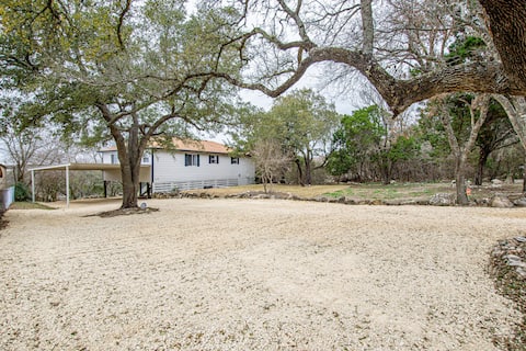 Fresh and fun Belton lake view home