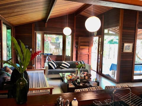 Imóvel de sucesso: Sargi Beach! Beautiful house, garden and sea! em Uruçuca