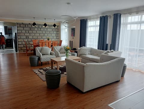 Unique Cozy & Luxury Mini-Group / Family Stay