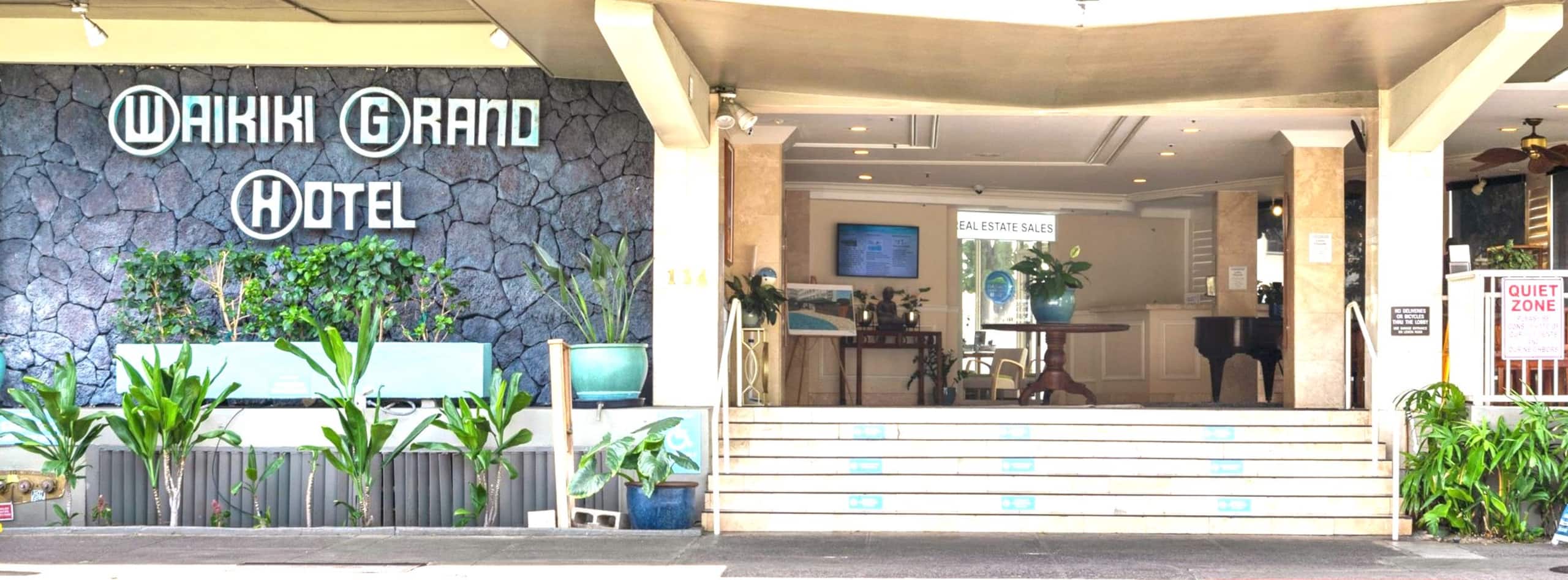 Fabulous location Waikiki Grand Hotel - Image 35