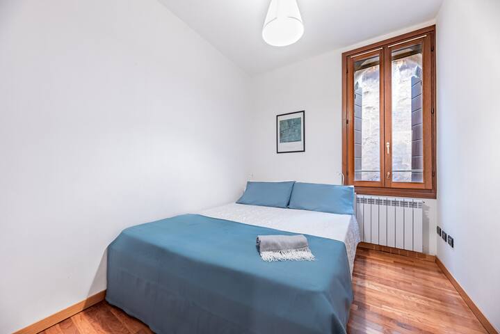 The Most Central In Venice [ San Marco Rialto ] gallery image 3