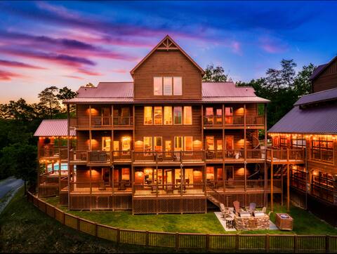 12 bedroom/Pool/Game Room/Theater/HotTub/Sleeps 50