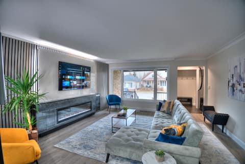 Luxury Custom Home with Hot Tub