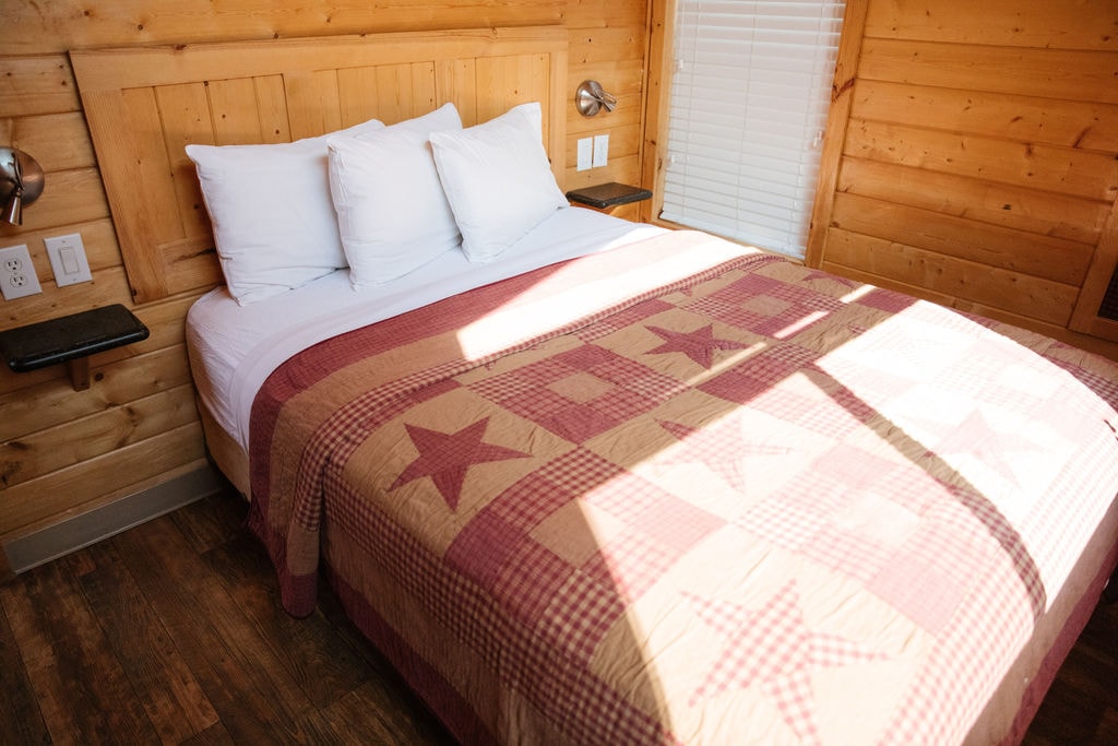 Shooting Star Cabin — view 5