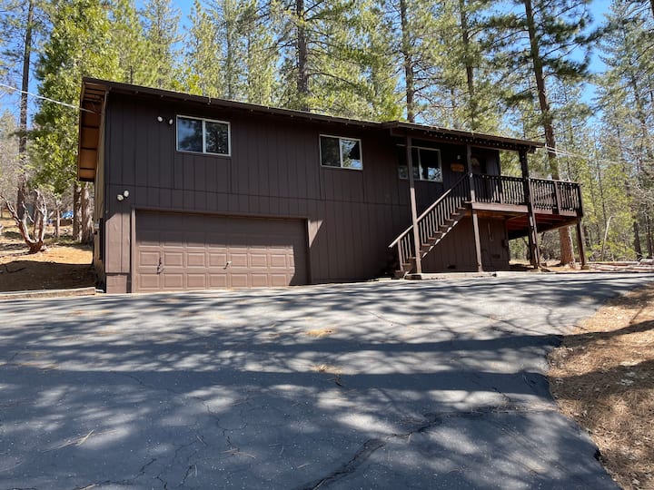 Savage Mountain House Houses for Rent in Arnold, California, United