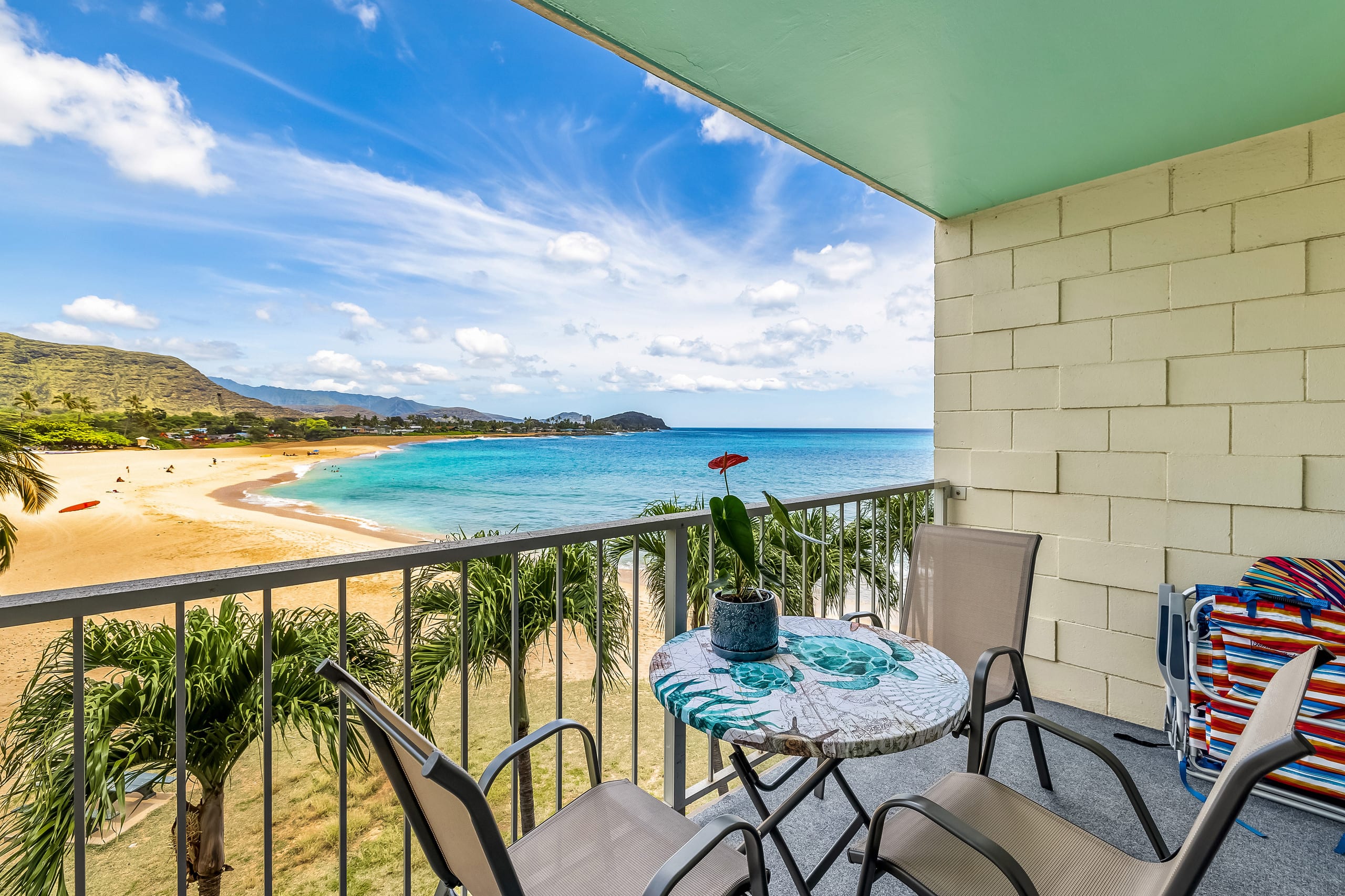 Condo in Waianae · ★4.91 · Studio · 1 bed · 1 private bath - Image 8