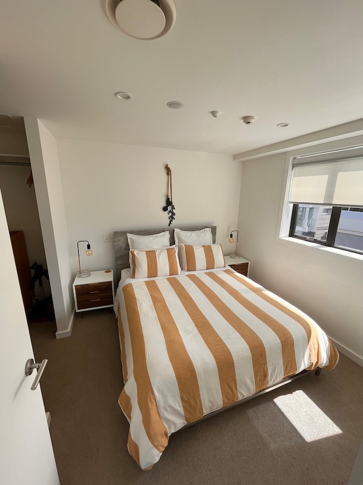 Glavna spavaća soba (bračni krevet)