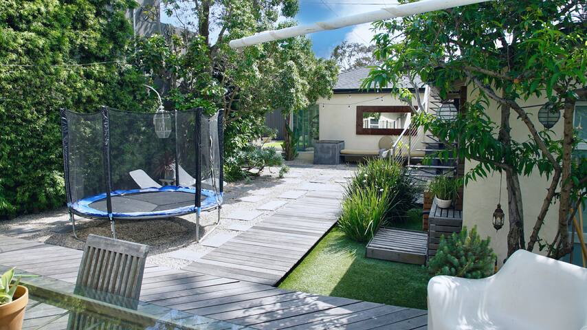 Venice Shan-Gri-La Garden Compound