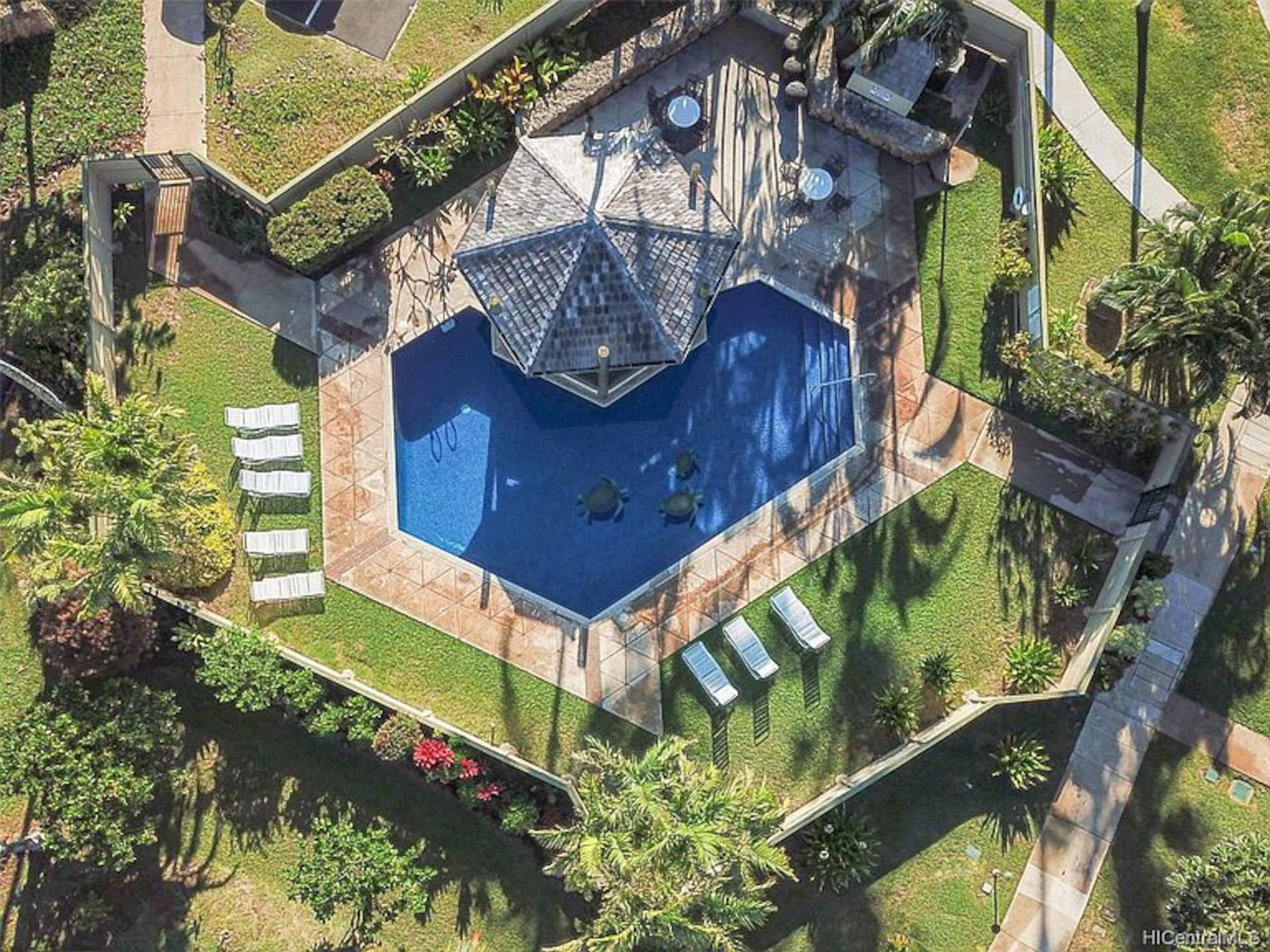 Condo in Kahuku · ★4.83 · 1 bedroom · 3 beds · 1 private bath - Image 17