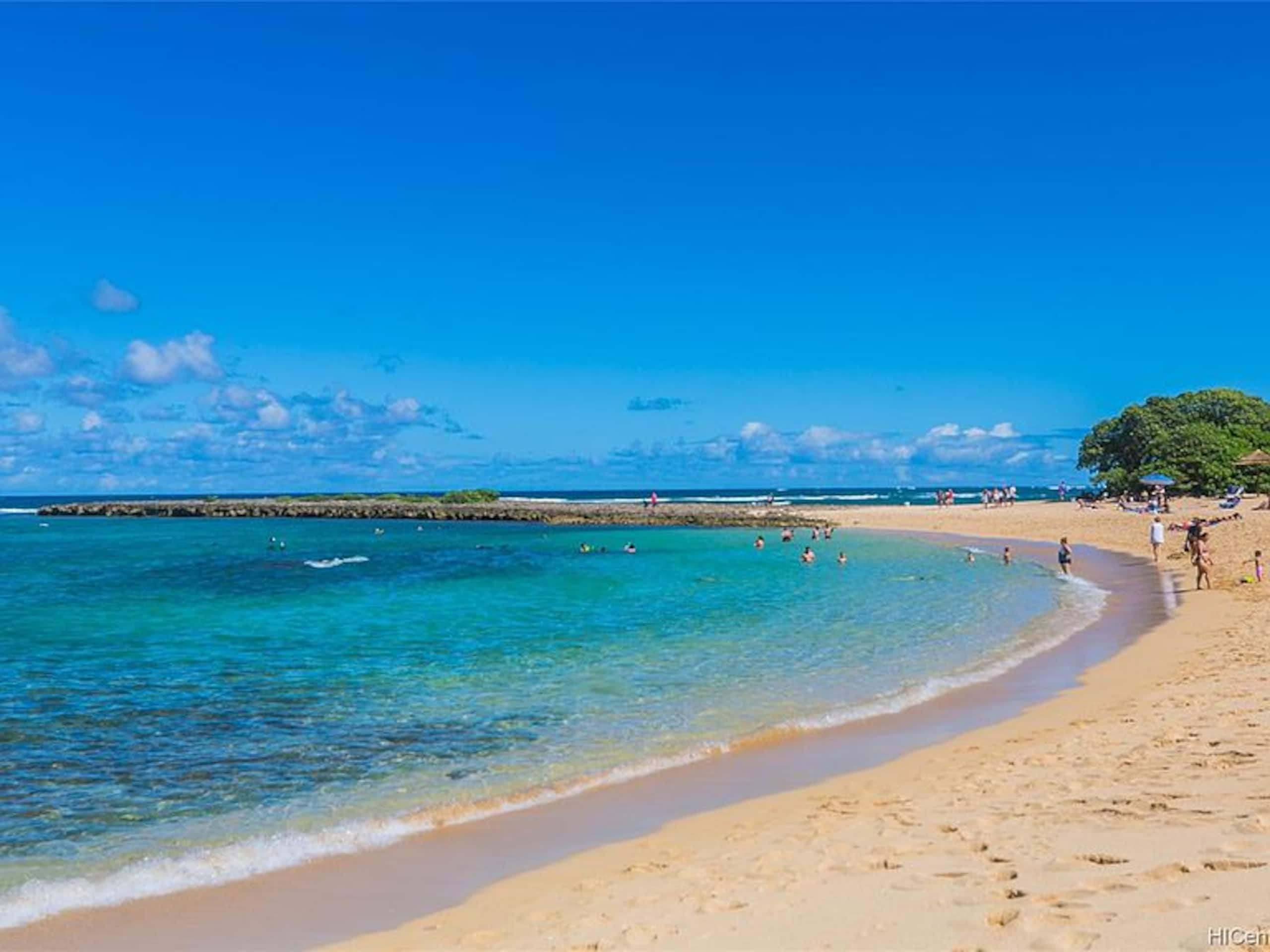 Condo in Kahuku · ★4.83 · 1 bedroom · 3 beds · 1 private bath - Image 26