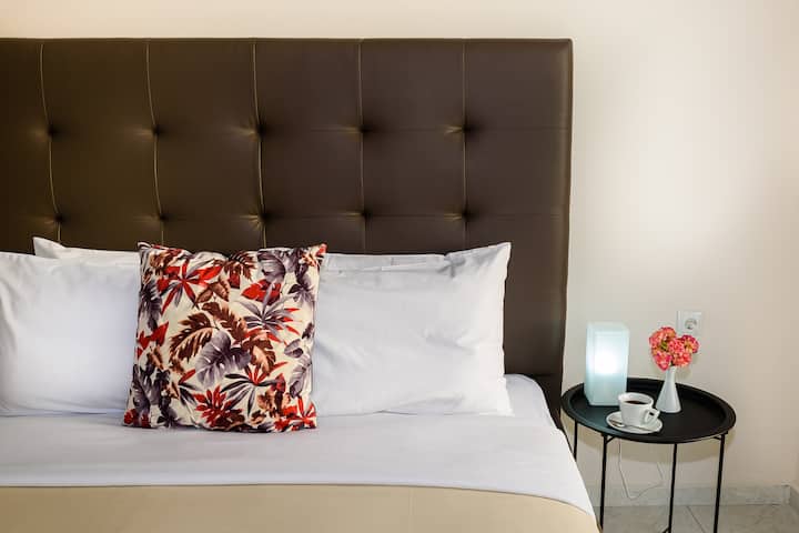 Room 25 Chania City Sea View - Chania