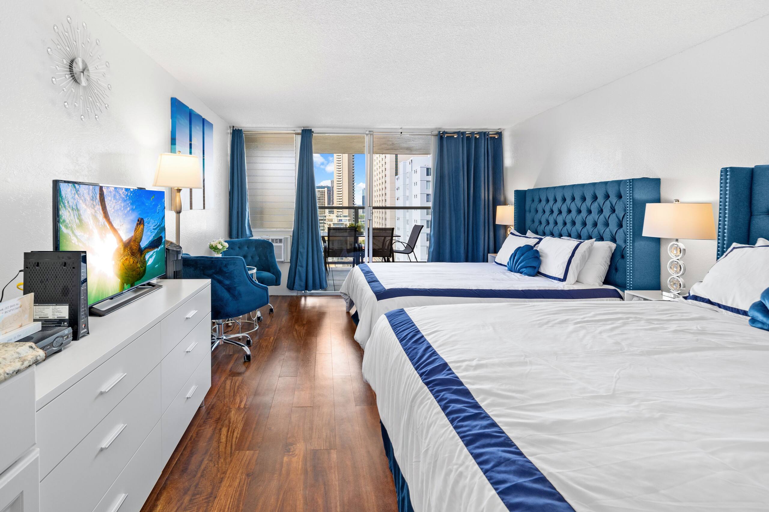 Condo in Honolulu · ★4.87 · 1 bedroom · 2 beds · 1 private bath - Image 9