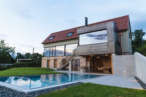 Am Winzerkogel mit Pool und Panorama-Sauna