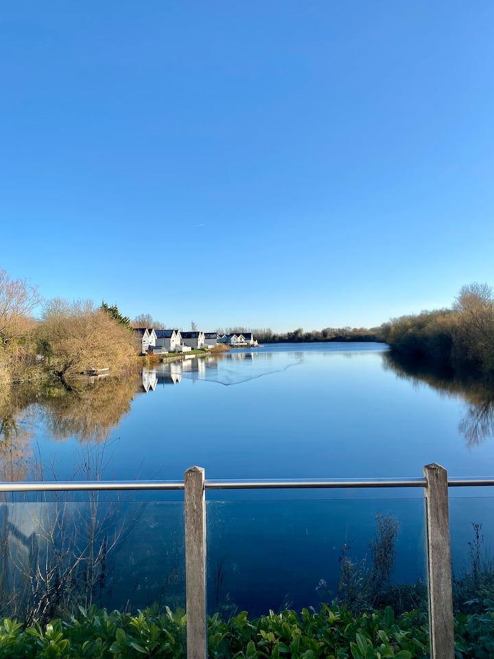 78 Spring Lake - 3 Bed Lakeside - Cirencester