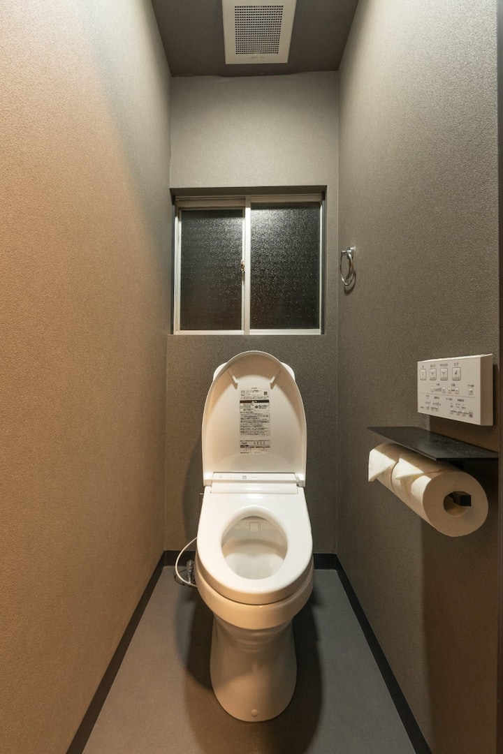 最新式のトイレも常備しております！