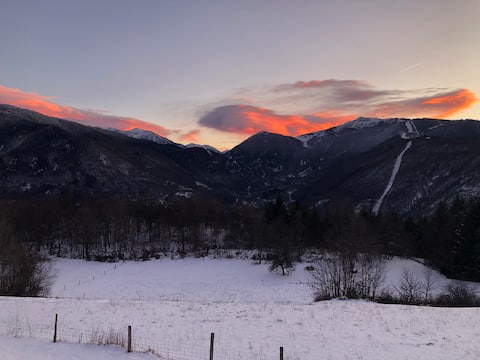 Pretty cottage overlooking Ax Valley