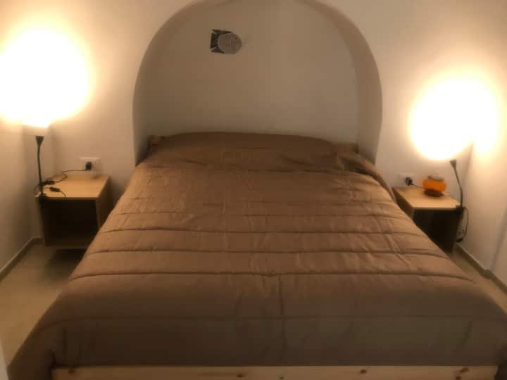 წინა ორადგილიანი საწოლი