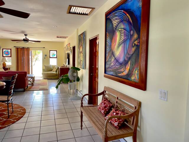Pura Vida’s 3 Bed Ocean Front Villa, Pool & Dock gallery image 3