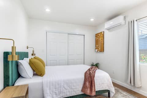 Cozy & Modern Casita Central to DTLA & Disneyland